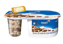 דנונה יוגורט עם קורנפלקב מצופה שוקולד חלב ולבן