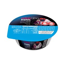 עדן קינוחים- מלבי שמנת עם רוטב פירות יער בניחוח שושנים קוקוס ושברי פיסטוק