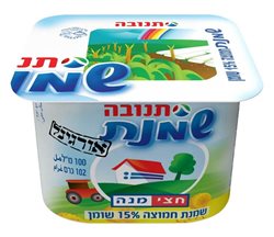 תנובה- שמנת חמוצה 15% חצי מנה 102 גרם